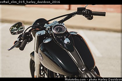 softail_slim_015_harley_davidson_2016.jpg