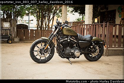 sportster_iron_883_007_harley_davidson_2016.jpg