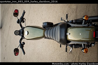 sportster_iron_883_009_harley_davidson_2016.jpg