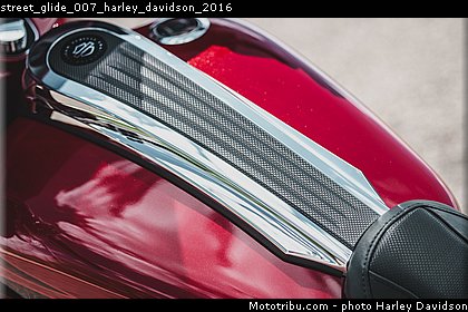 street_glide_007_harley_davidson_2016.jpg
