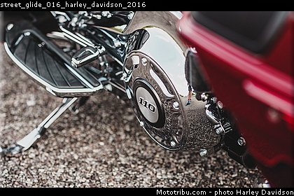 street_glide_016_harley_davidson_2016.jpg
