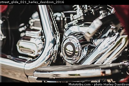 street_glide_021_harley_davidson_2016.jpg