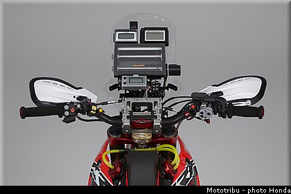 honda_450_crf_rallye_2013_10.jpg