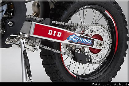 honda_450_crf_rallye_2013_14.jpg