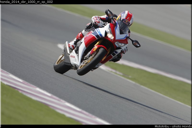 honda_2014_cbr_1000_rr_sp_002