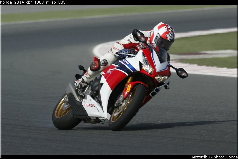 honda_2014_cbr_1000_rr_sp_003