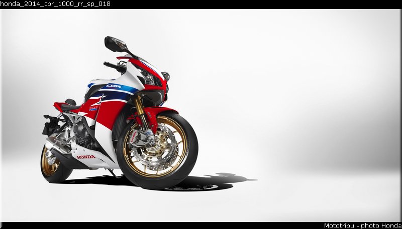 honda_2014_cbr_1000_rr_sp_018