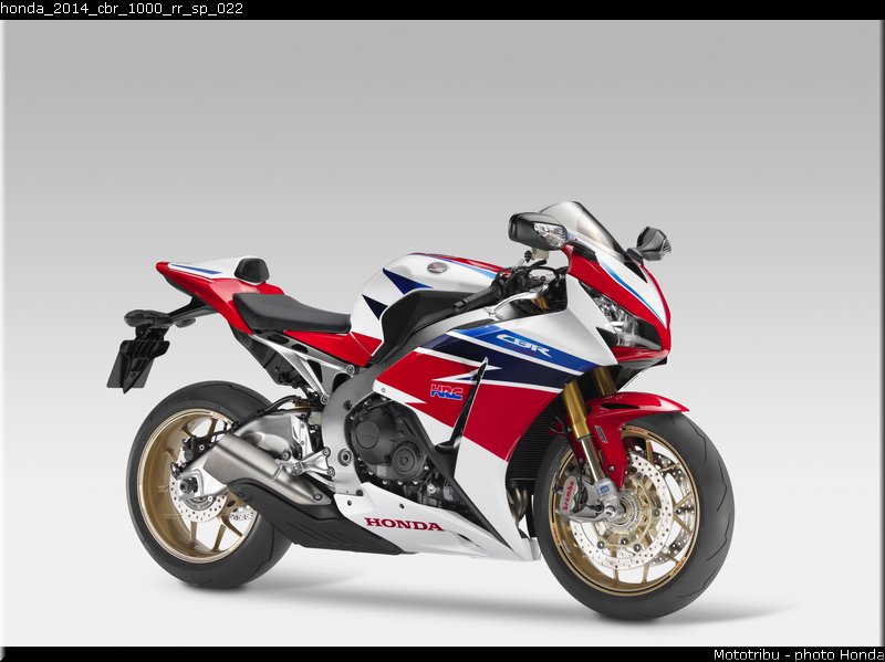 honda_2014_cbr_1000_rr_sp_022