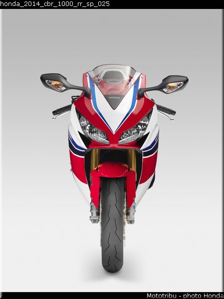 honda_2014_cbr_1000_rr_sp_025