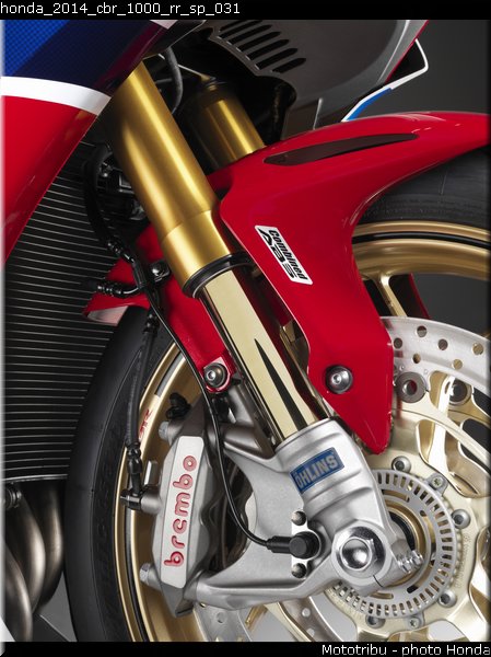 honda_2014_cbr_1000_rr_sp_031