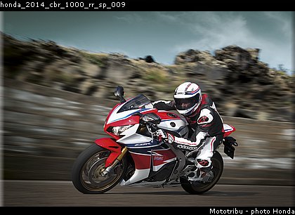 honda_2014_cbr_1000_rr_sp_009.jpg