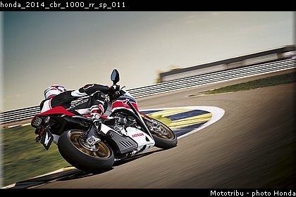 honda_2014_cbr_1000_rr_sp_011.jpg