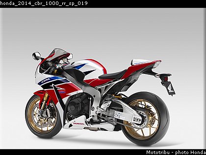 honda_2014_cbr_1000_rr_sp_019.jpg