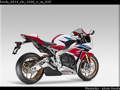 honda_2014_cbr_1000_rr_sp_020.jpg