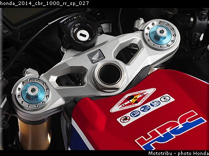honda_2014_cbr_1000_rr_sp_027.jpg
