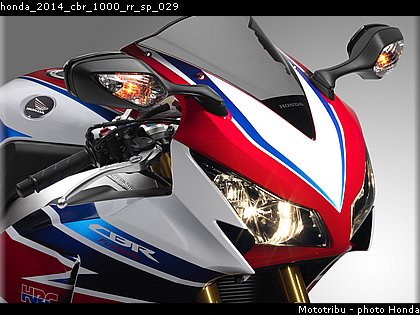 honda_2014_cbr_1000_rr_sp_029.jpg