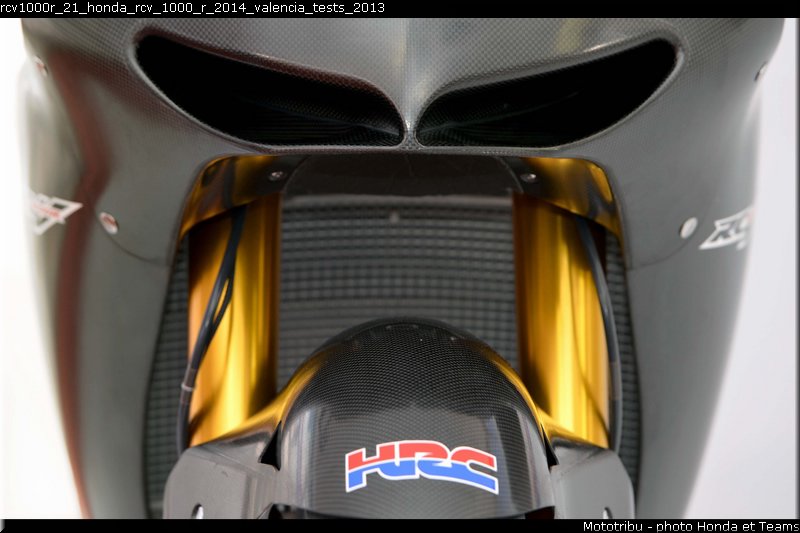 rcv1000r_21_honda_rcv_1000_r_2014_valencia_tests_2013