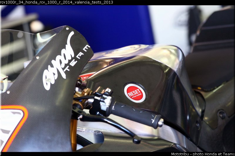 rcv1000r_34_honda_rcv_1000_r_2014_valencia_tests_2013