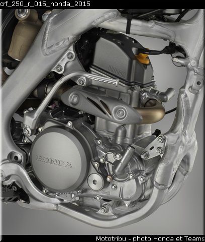 crf_250_r_015_honda_2015