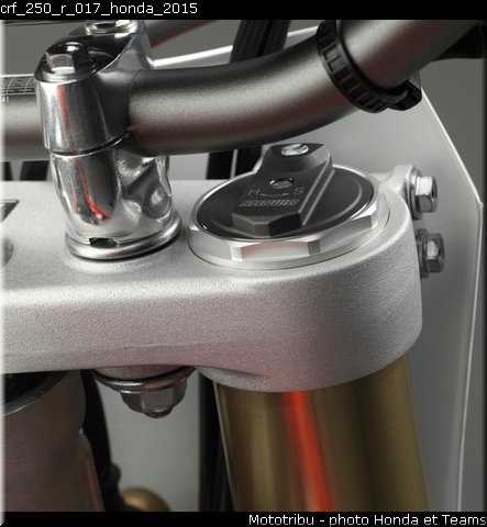 crf_250_r_017_honda_2015