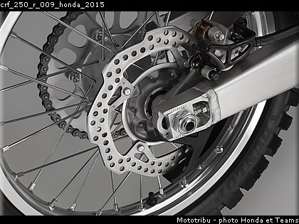 crf_250_r_009_honda_2015.jpg