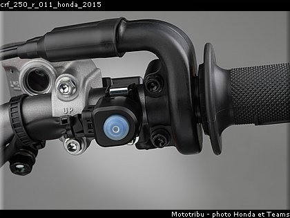 crf_250_r_011_honda_2015.jpg
