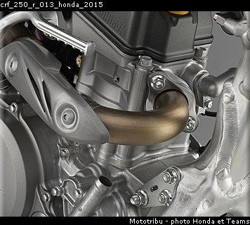 crf_250_r_013_honda_2015.jpg