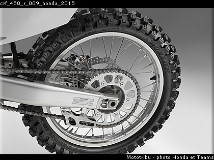 crf_450_r_009_honda_2015.jpg