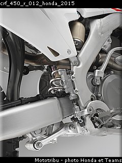 crf_450_r_012_honda_2015.jpg