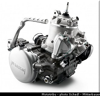 250_te_01_husaberg_2014.jpg