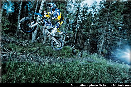 action_03_husaberg_2014.jpg
