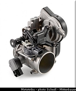 detail_09_husaberg_2014.jpg