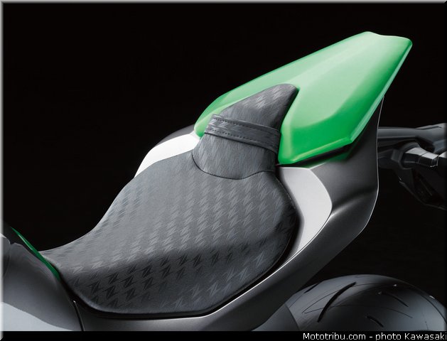 kawasaki_z1000_2014_041