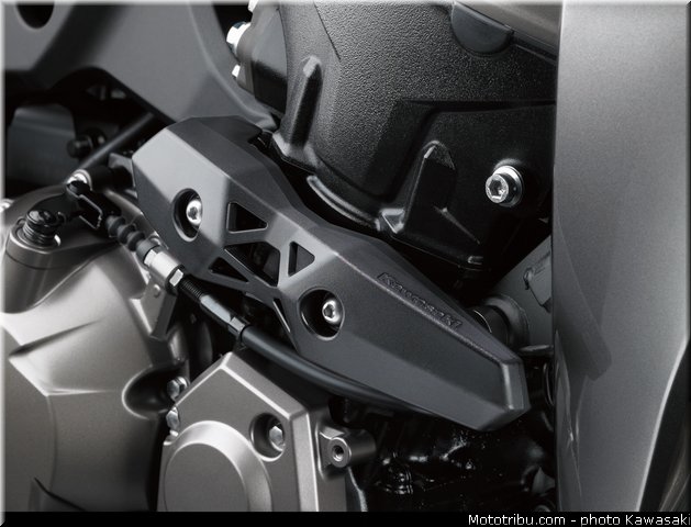 kawasaki_z1000_2014_055