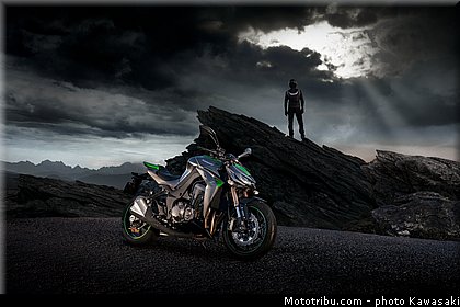 kawasaki_z1000_2014_003.jpg