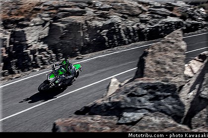 kawasaki_z1000_2014_007.jpg