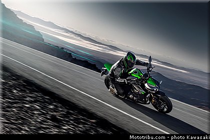 kawasaki_z1000_2014_010.jpg