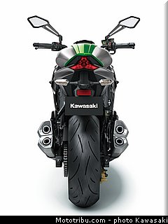 kawasaki_z1000_2014_035.jpg