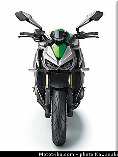 kawasaki_z1000_2014_036.jpg