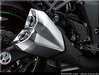 kawasaki_z1000_2014_042.jpg