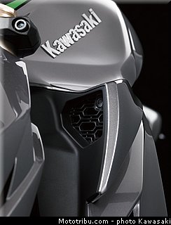kawasaki_z1000_2014_050.jpg
