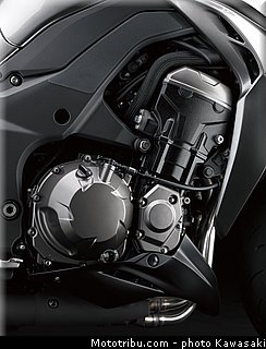 kawasaki_z1000_2014_052.jpg