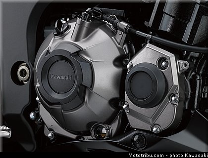 kawasaki_z1000_2014_053.jpg