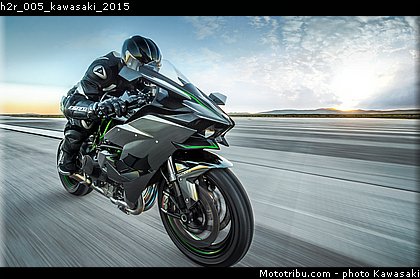 h2r_005_kawasaki_2015.jpg