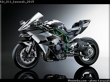 h2r_011_kawasaki_2015.jpg