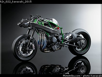 h2r_022_kawasaki_2015.jpg