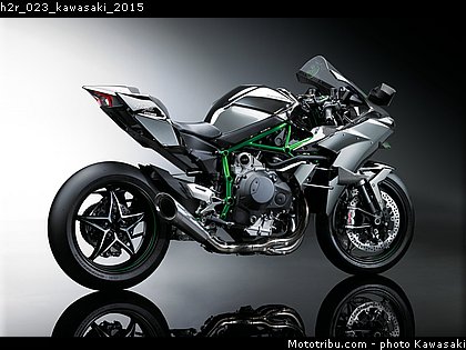 h2r_023_kawasaki_2015.jpg