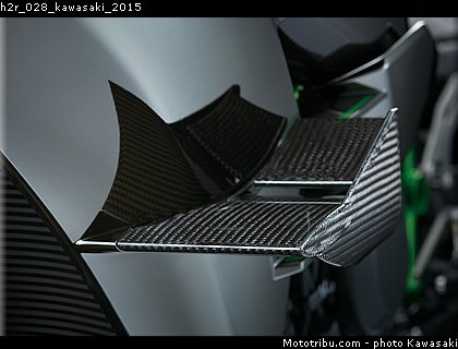 h2r_028_kawasaki_2015.jpg