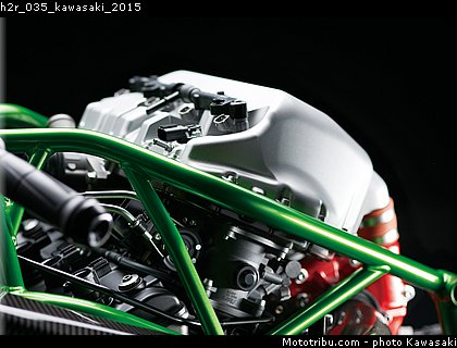 h2r_035_kawasaki_2015.jpg