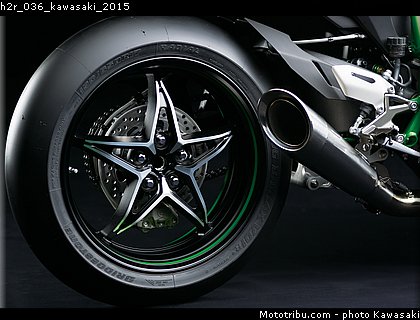 h2r_036_kawasaki_2015.jpg